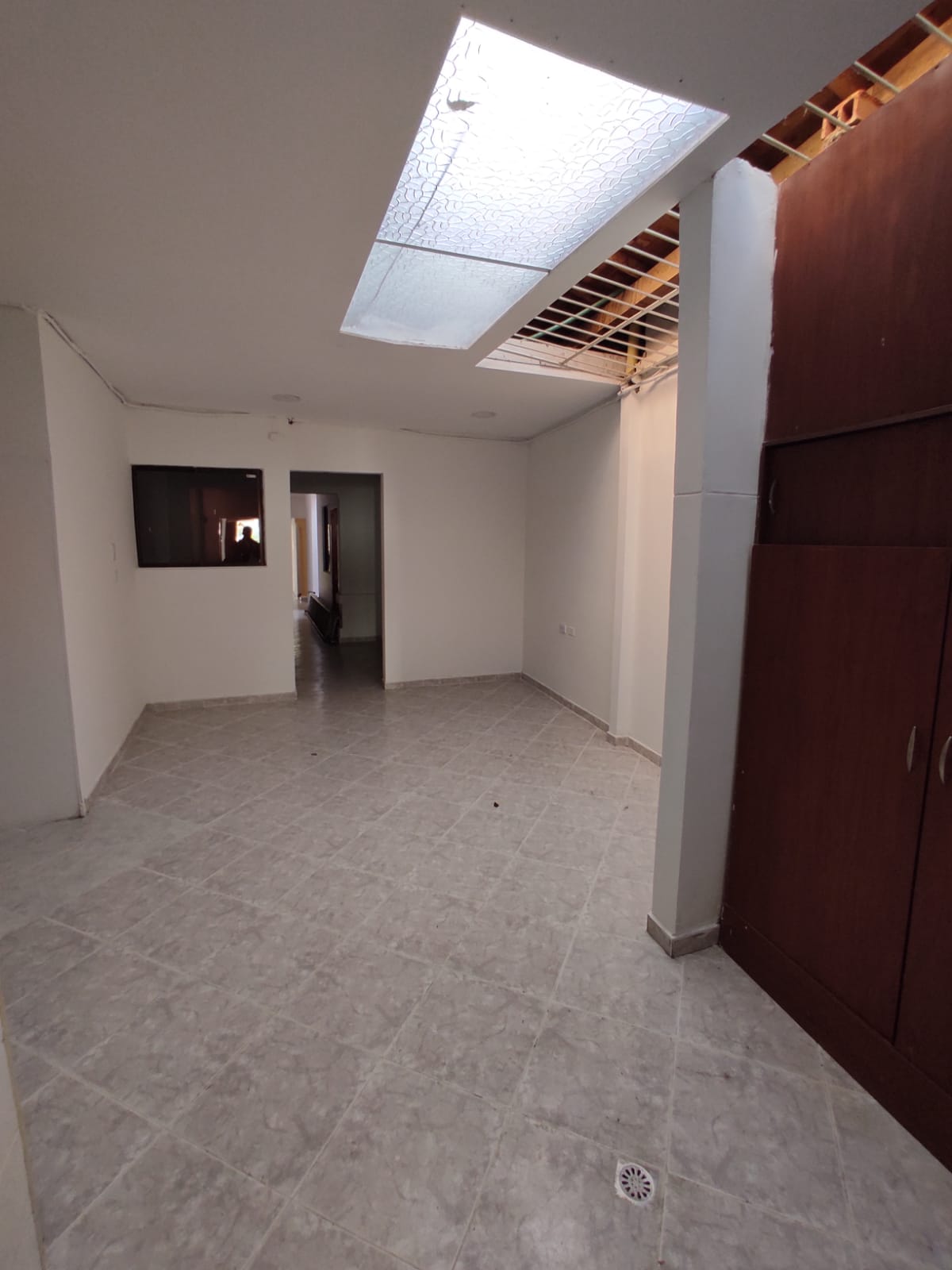 ARRIENDO CASA COMERCIAL INDEPENDIENTE SANTA MONICA