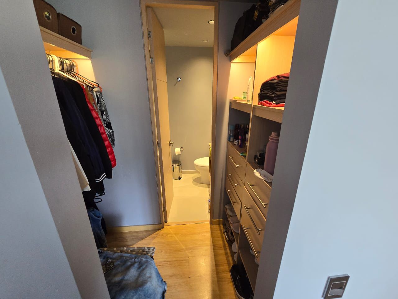 ARRIENDO APARTAMENTO EN LA LOMA DEL INDIO