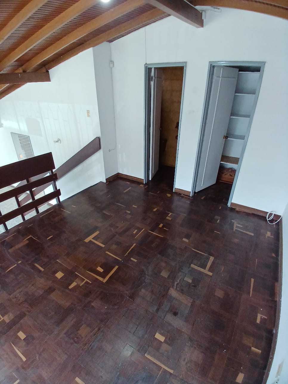 ARRIENDO CASA EN LAURELES