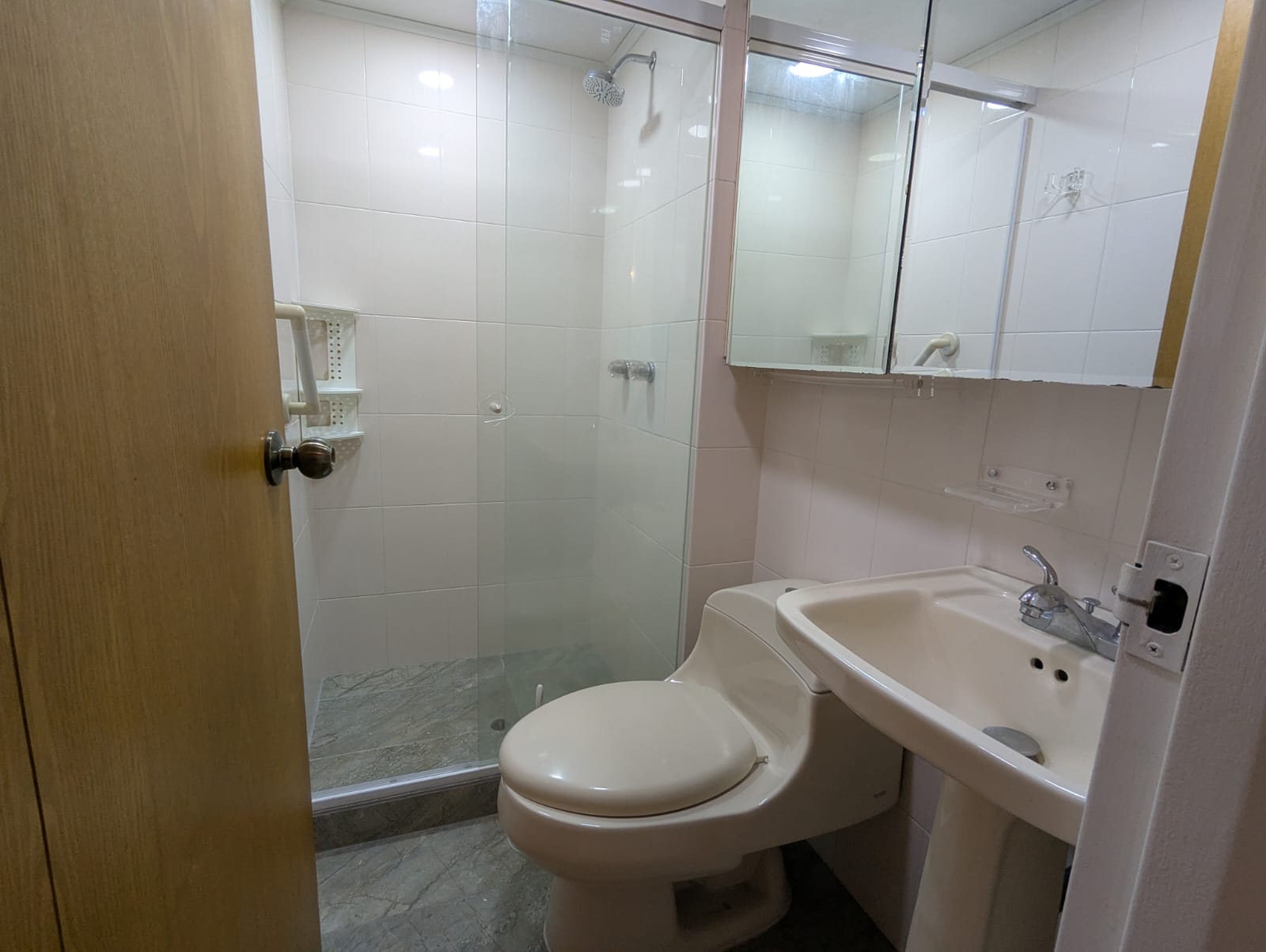 Arriendo Apartamento En Conquistadores