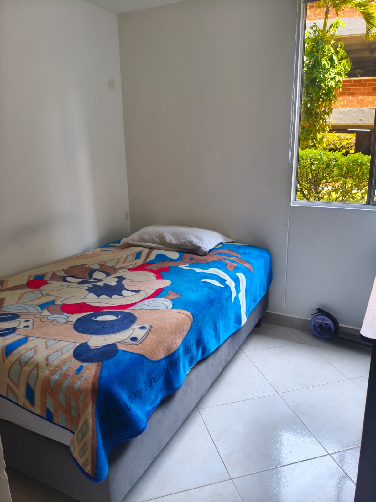 VENDO APARTAMENTO EN LA LOMA DE LOS BERNAL