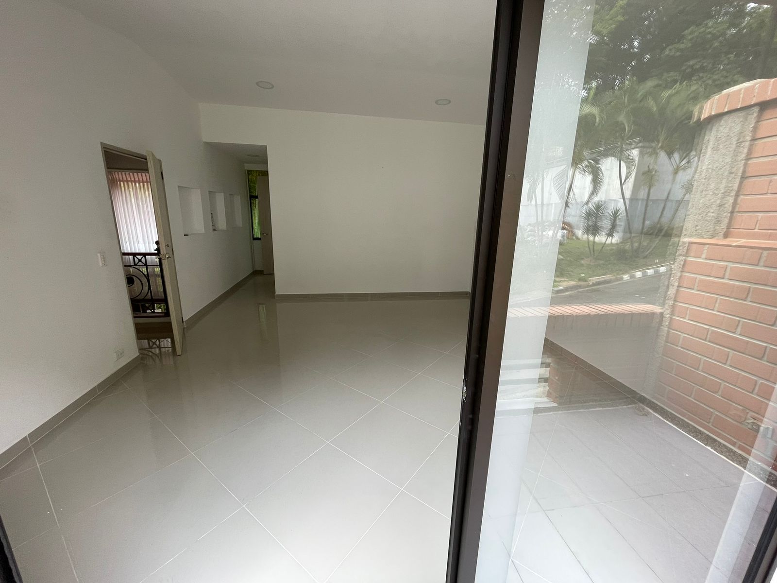 ARRIENDO CASA EN EL POBLADO EL TESORO