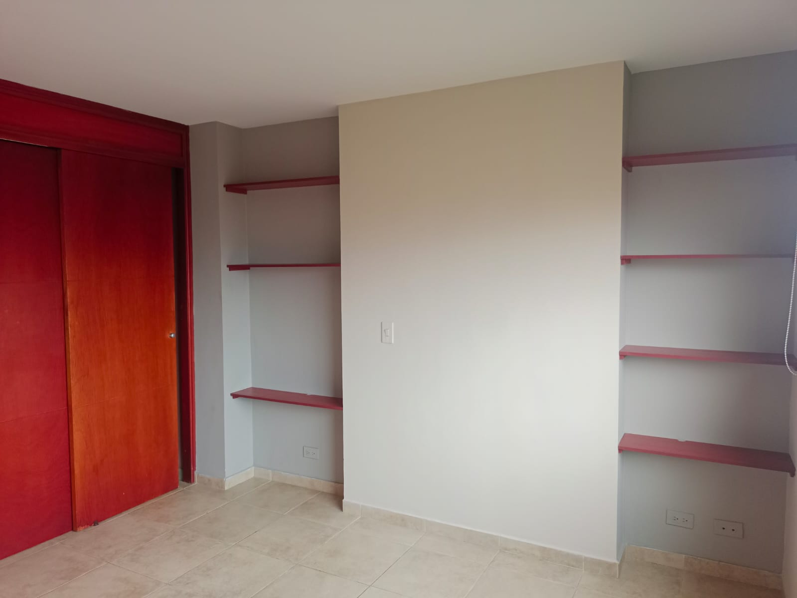 Se arrienda apartamento en laureles