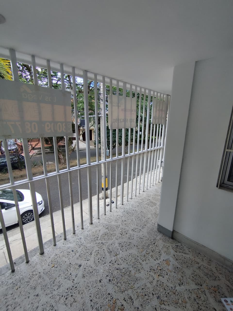 Arriendo casa en simón bolívar