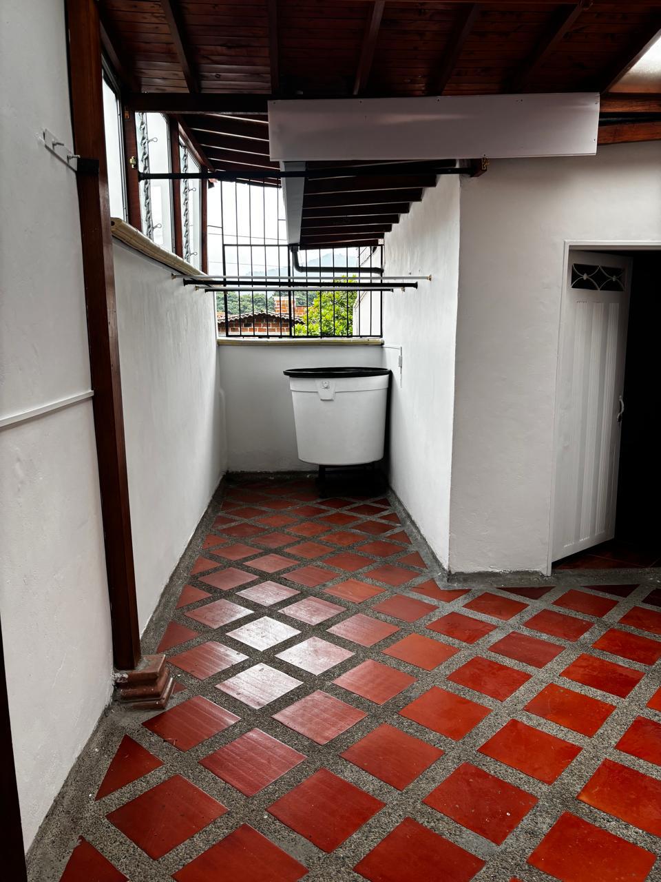 vendo casa en envigado