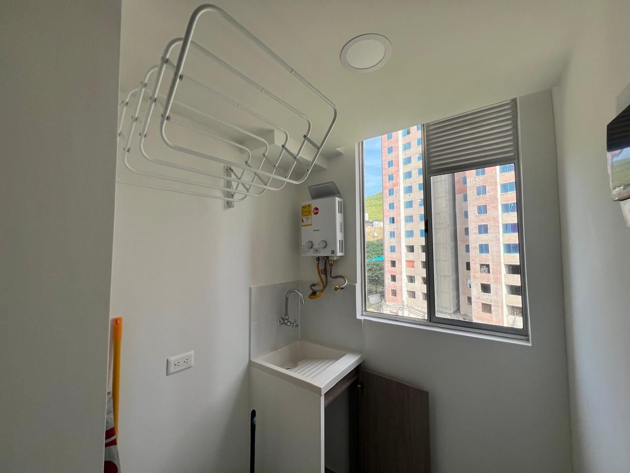 VENDO APARTAMENTO EN CALASANZ PARTE ALTA