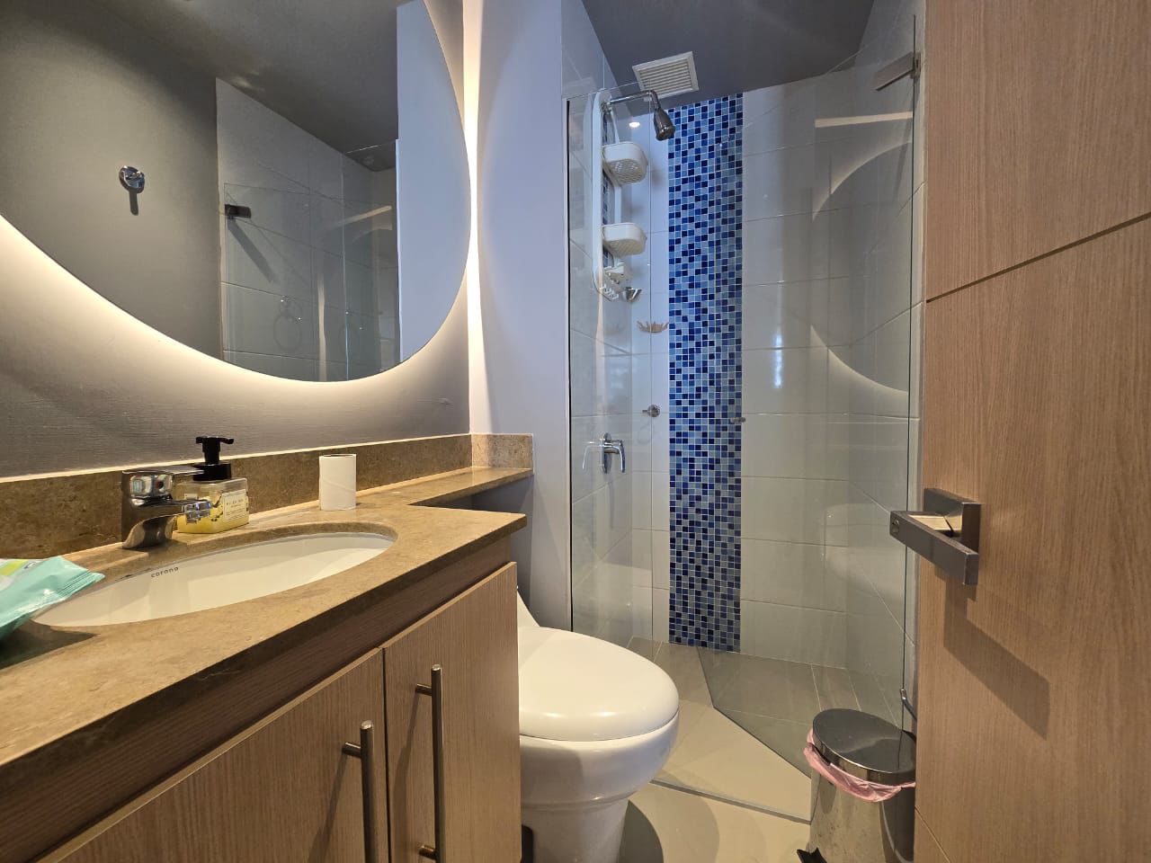 ARRIENDO APARTAMENTO EN LA LOMA DEL INDIO