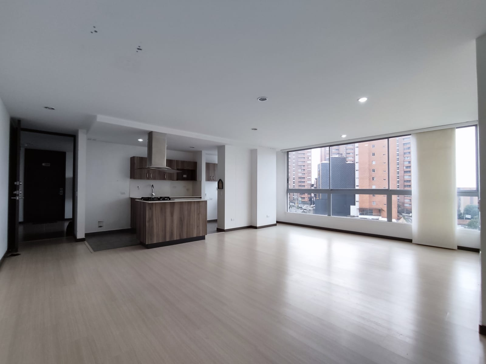 ARRIENDO APARTAMNTO EN EL ESMERALDAL ENVIGADO