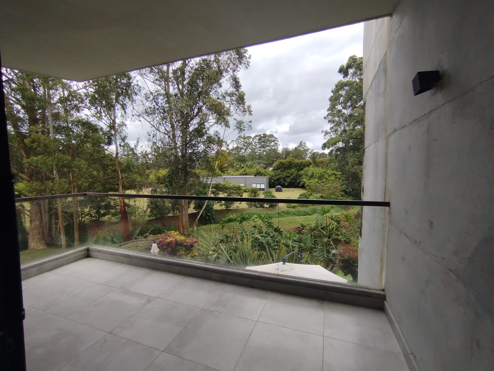 VENDO APARTAMENTO EN LLANO GRANDE