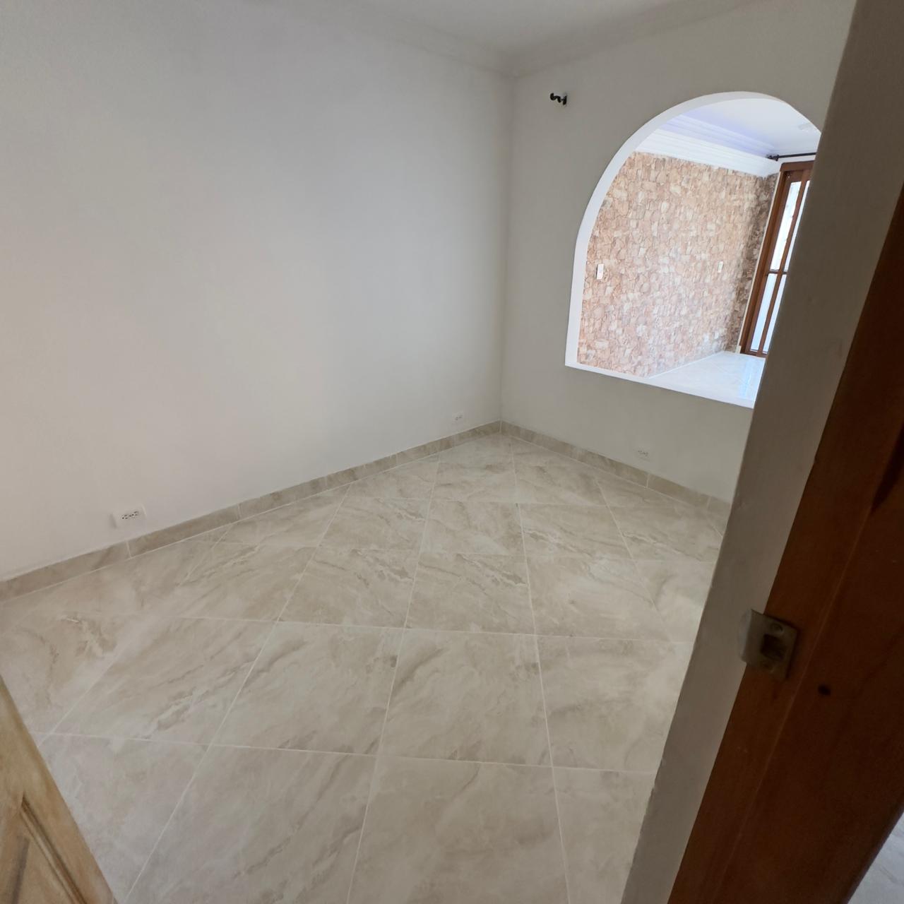 ARRIENDO CASA EN VILLA HERMOSA