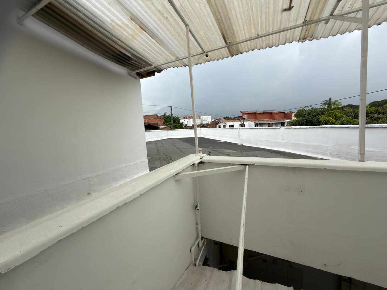 ARRIENDO CASA COMERCIAL EN BELEN LA GLORIA