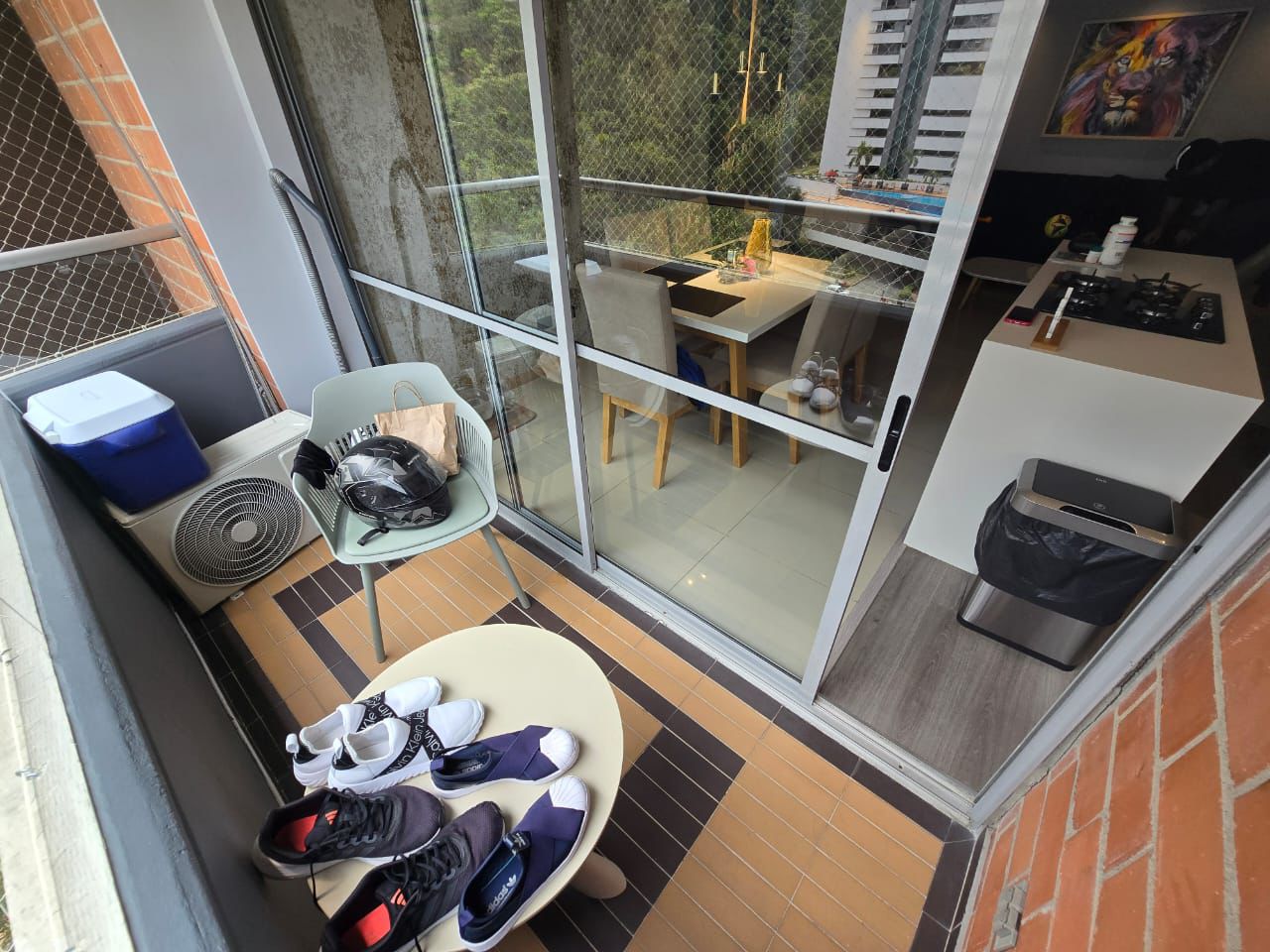 ARRIENDO APARTAMENTO EN LA LOMA DEL INDIO