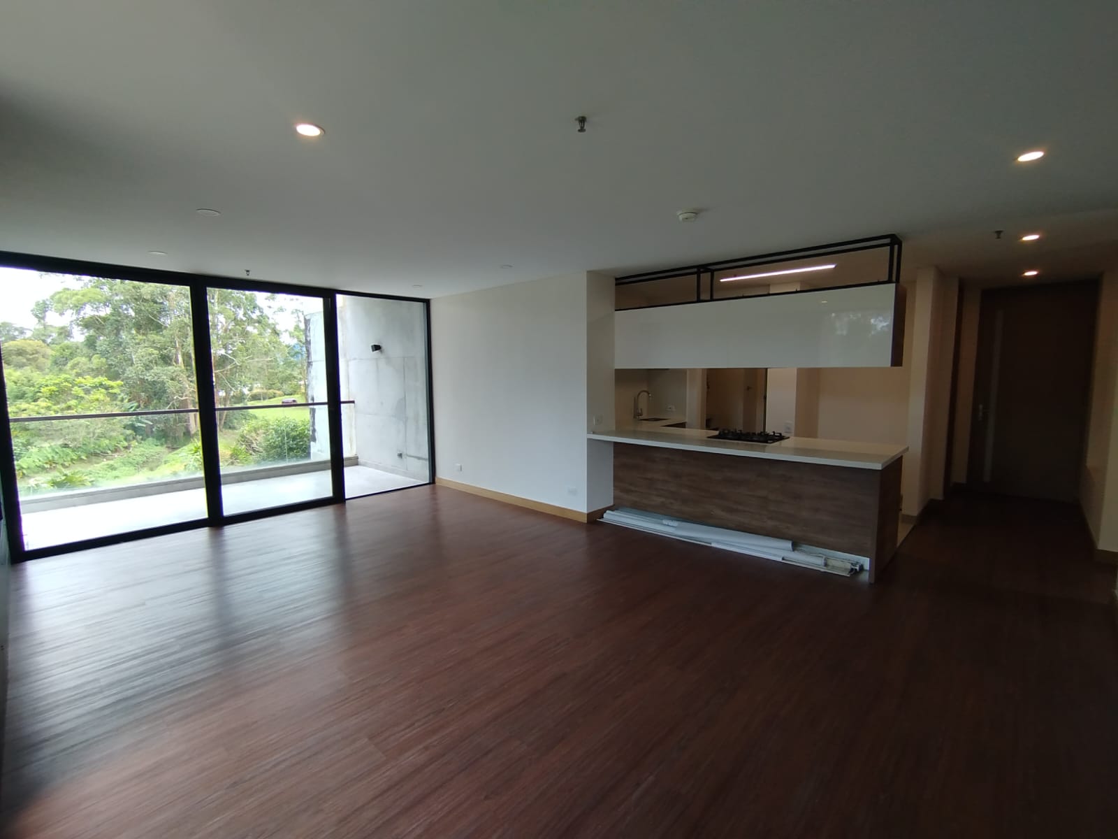 VENDO APARTAMENTO EN LLANO GRANDE