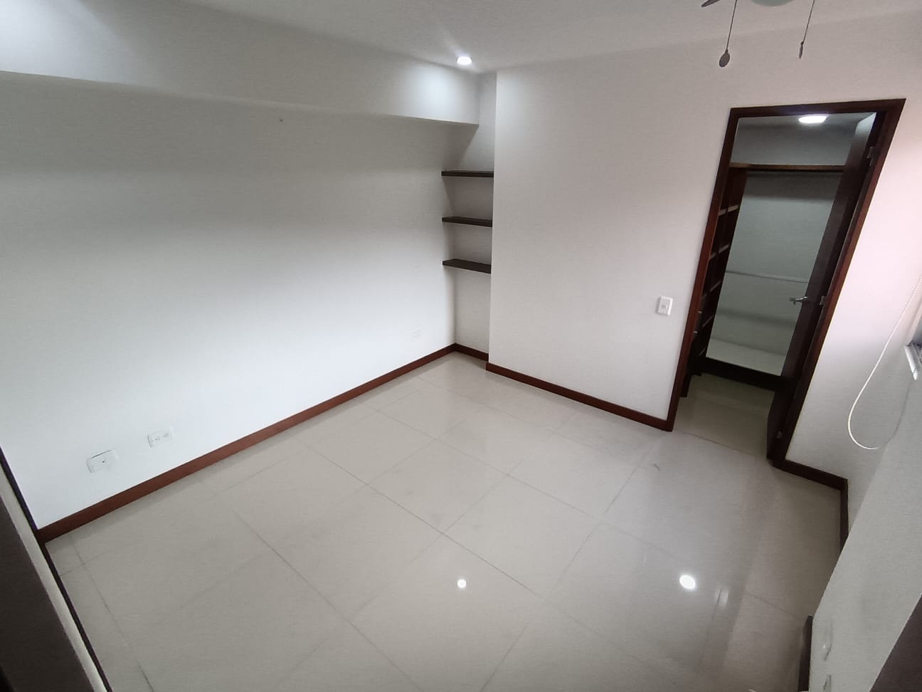 Arriendo Apartamento Calasanz