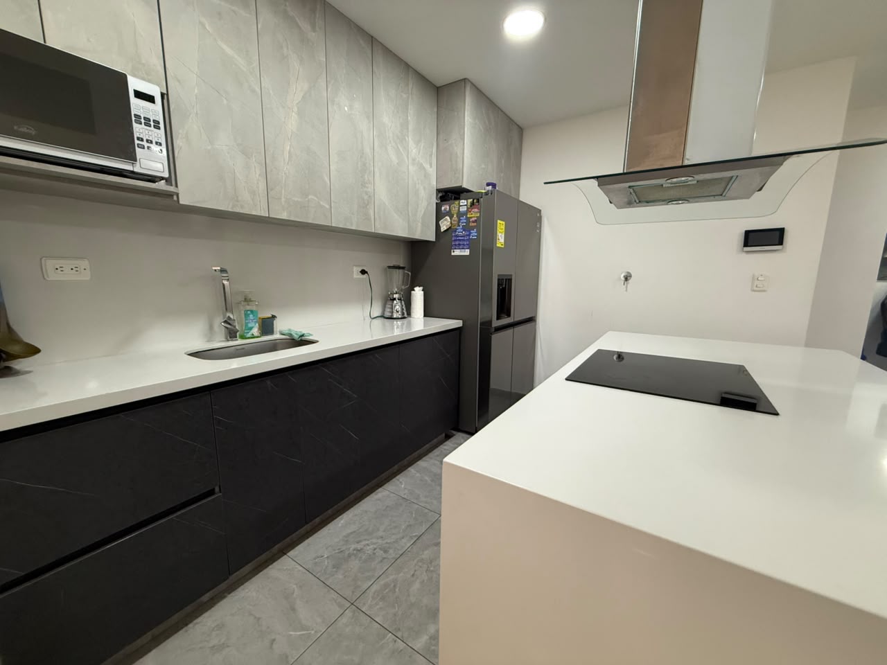 VENDO APARTAMENTO EN BELEN ROSALES