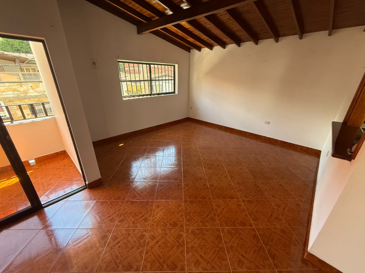 VENDO APARTAMENTO EN SANTA LUCIA