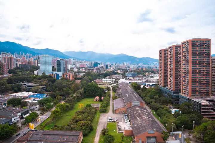 ARRIENDO APARTA ESTUDIO TIPO LOFT AMOBLADO EN CIUDAD DEL RIO