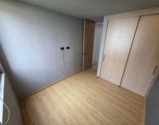 VENDO APARTAMENTO EN LA LOMA DEL INDIO