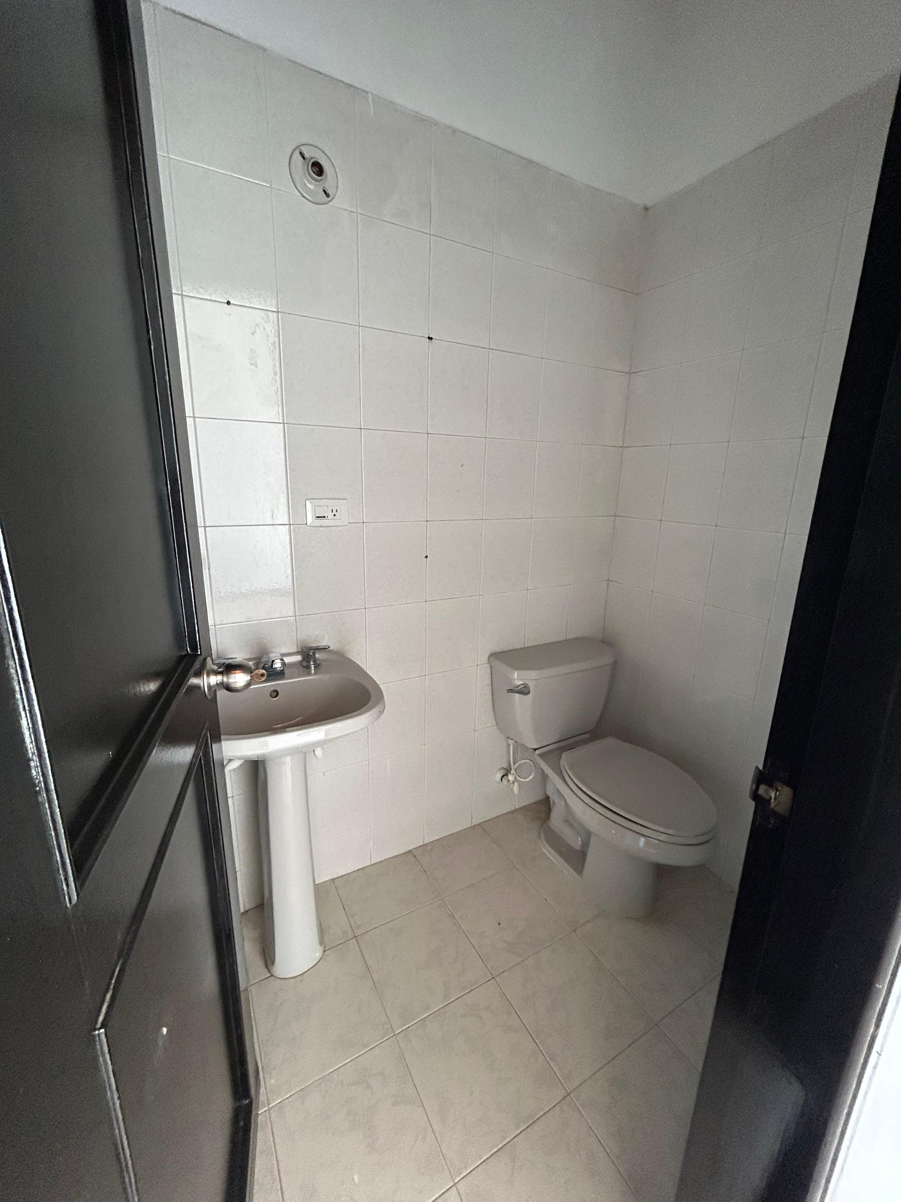 Arriendo apartamento duplex en simon bolivar