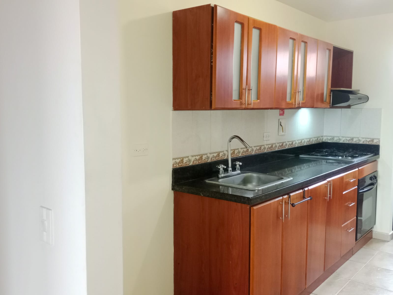 Se arrienda apartamento en laureles