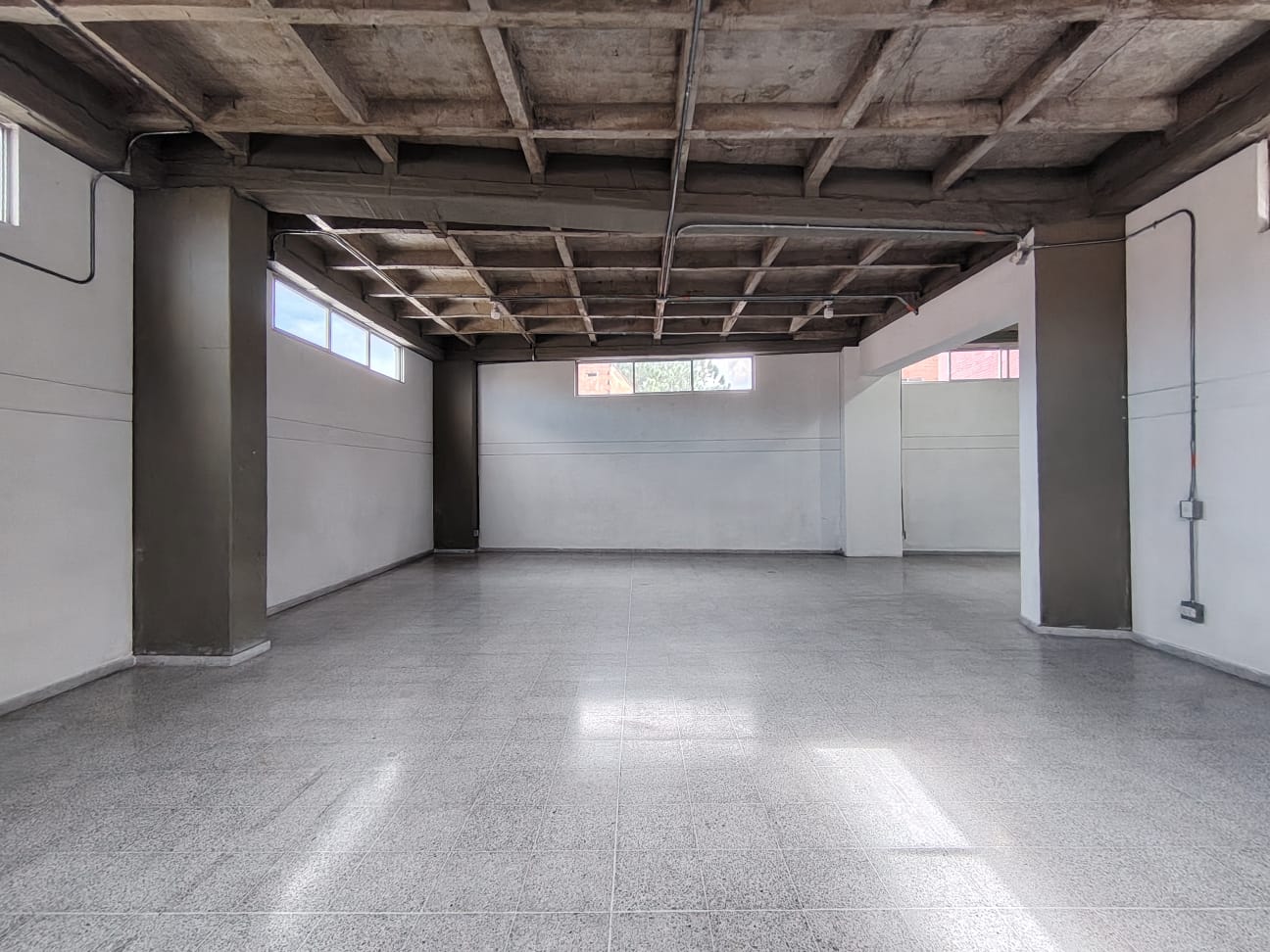 Se arrienda bodega en belen