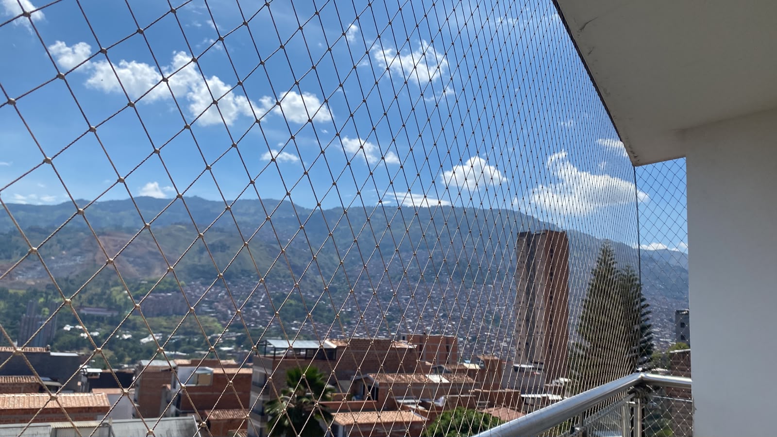 VENDO APARTAMENTO EN FLORENCIA BELLO