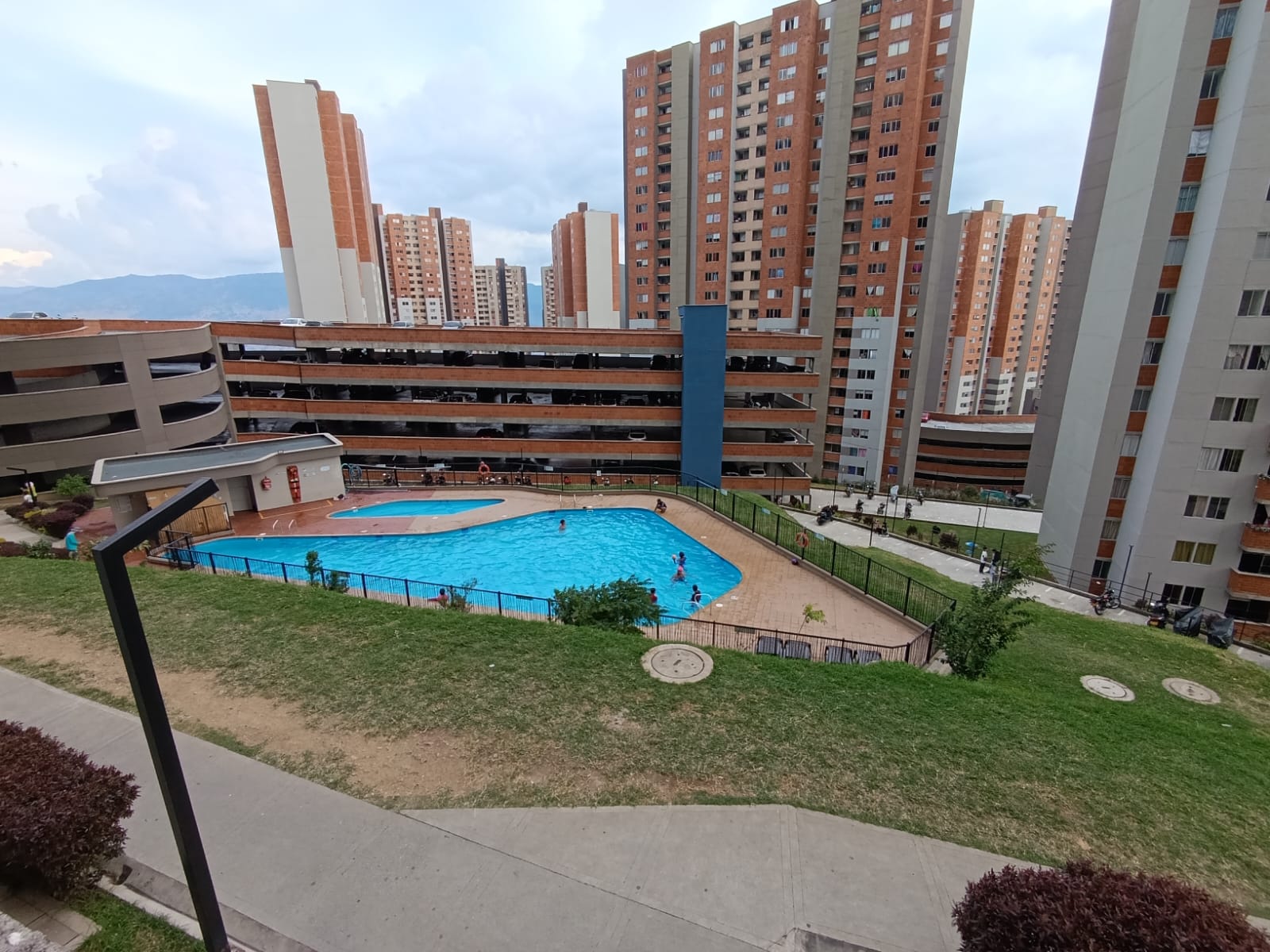 Vendo Apartamento en Robledo Pajarito