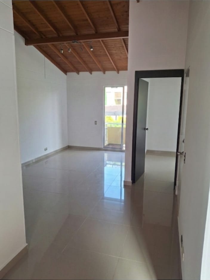 VENDO APARTAMENTO EN SANTA MONICA