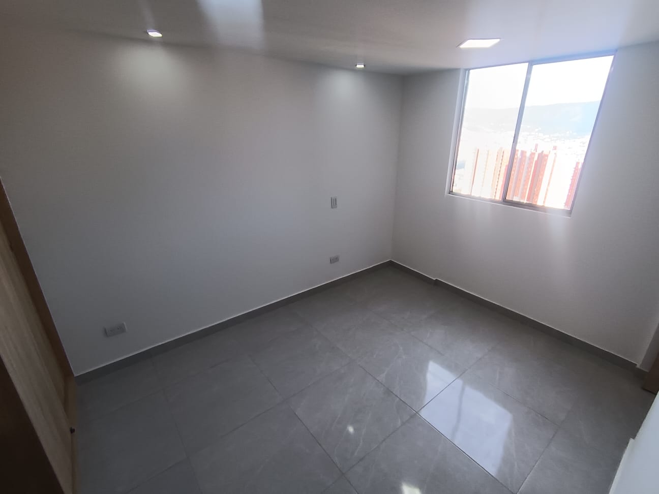 Arriendo Apartamento Robledo Pajarito