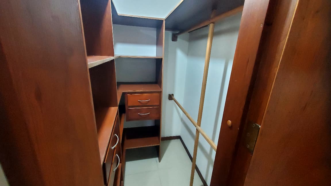 Arriendo apartamento los colores