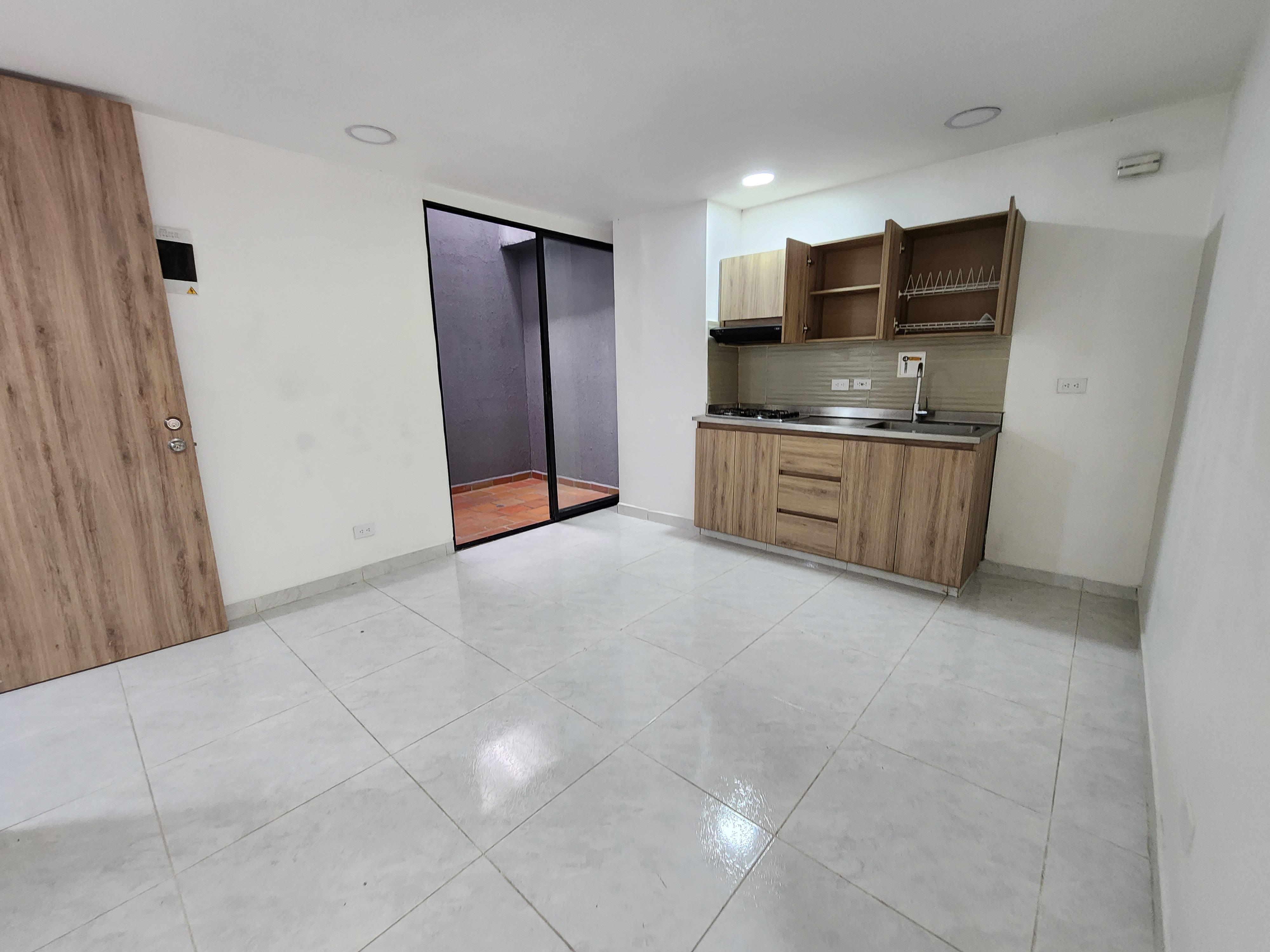 Aparta-estudio arriendo santa lucia