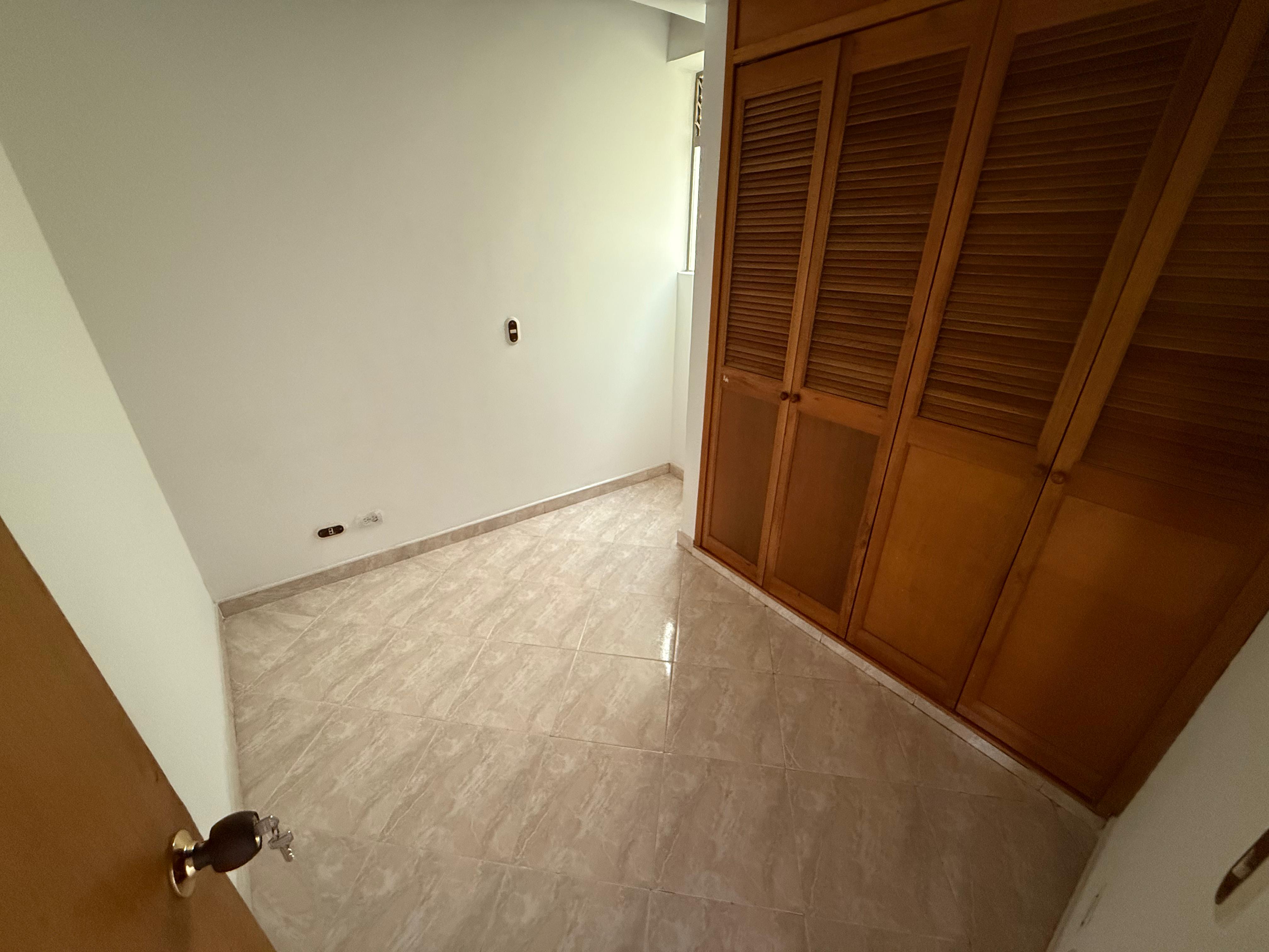 VENDO APARTAMENTO EN LA FLORESTA