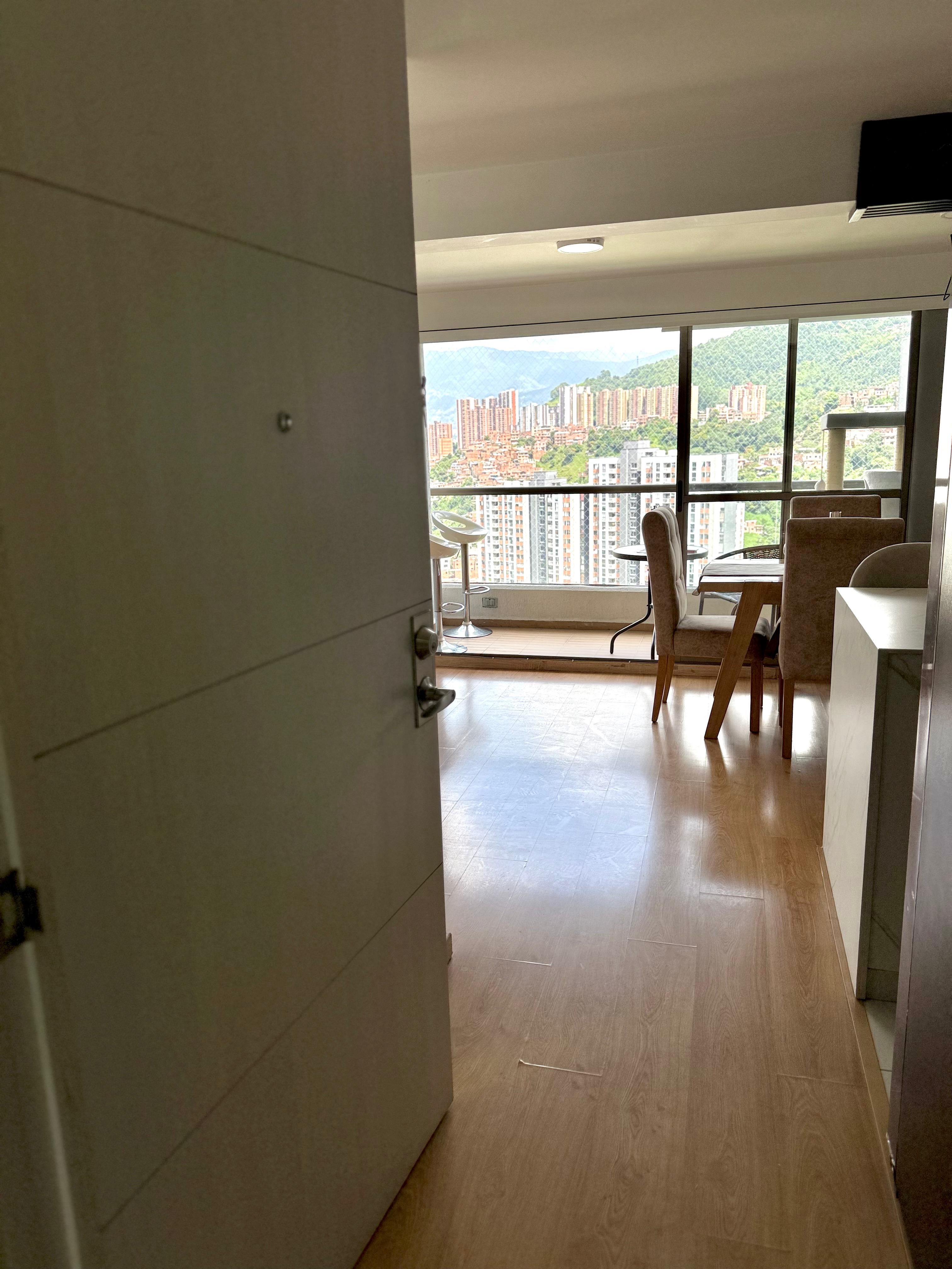 Venta Apartamento Loma de los Bernal