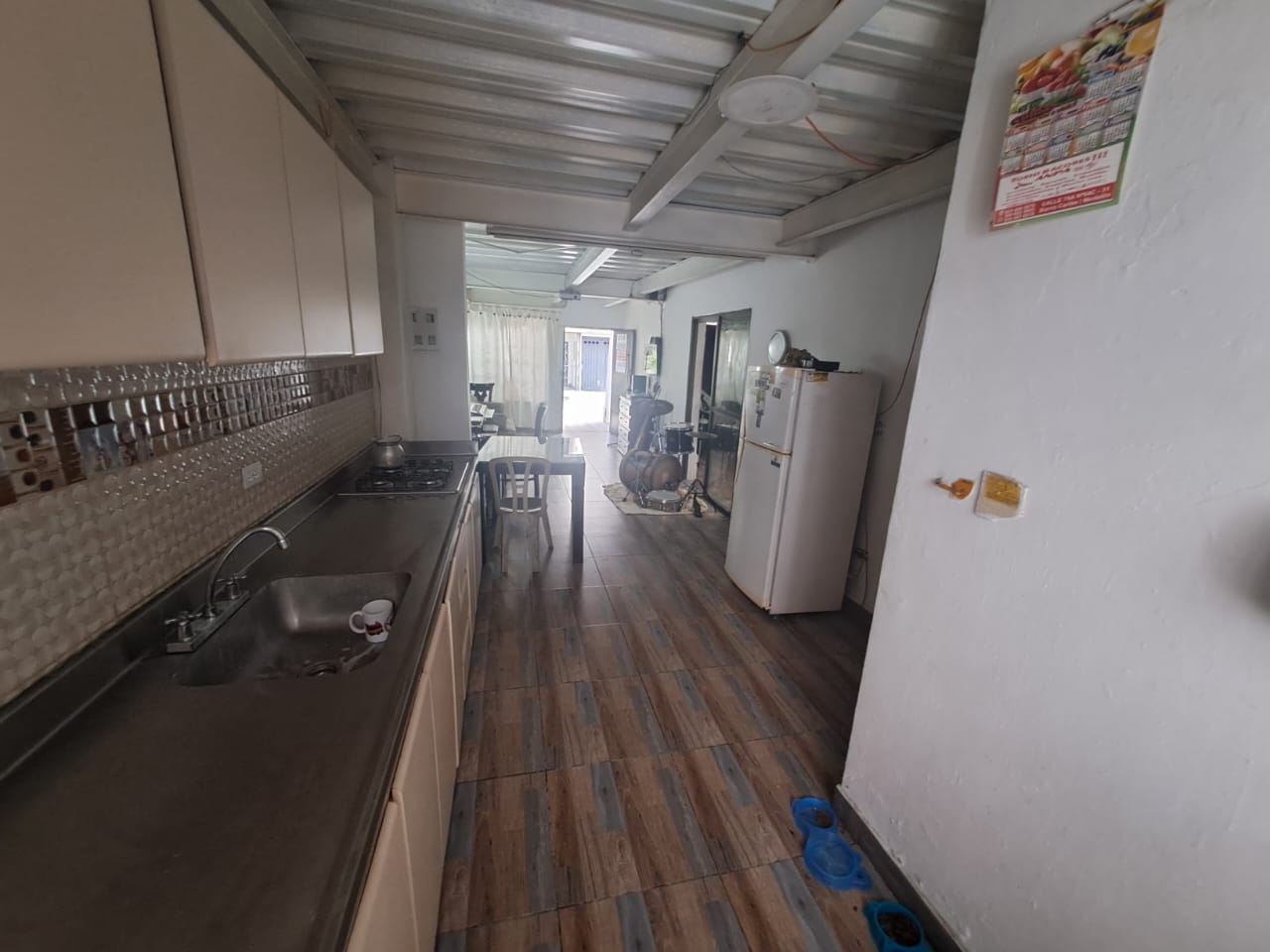 VENDO CASA CABAÑITAS PRIMER PISO
