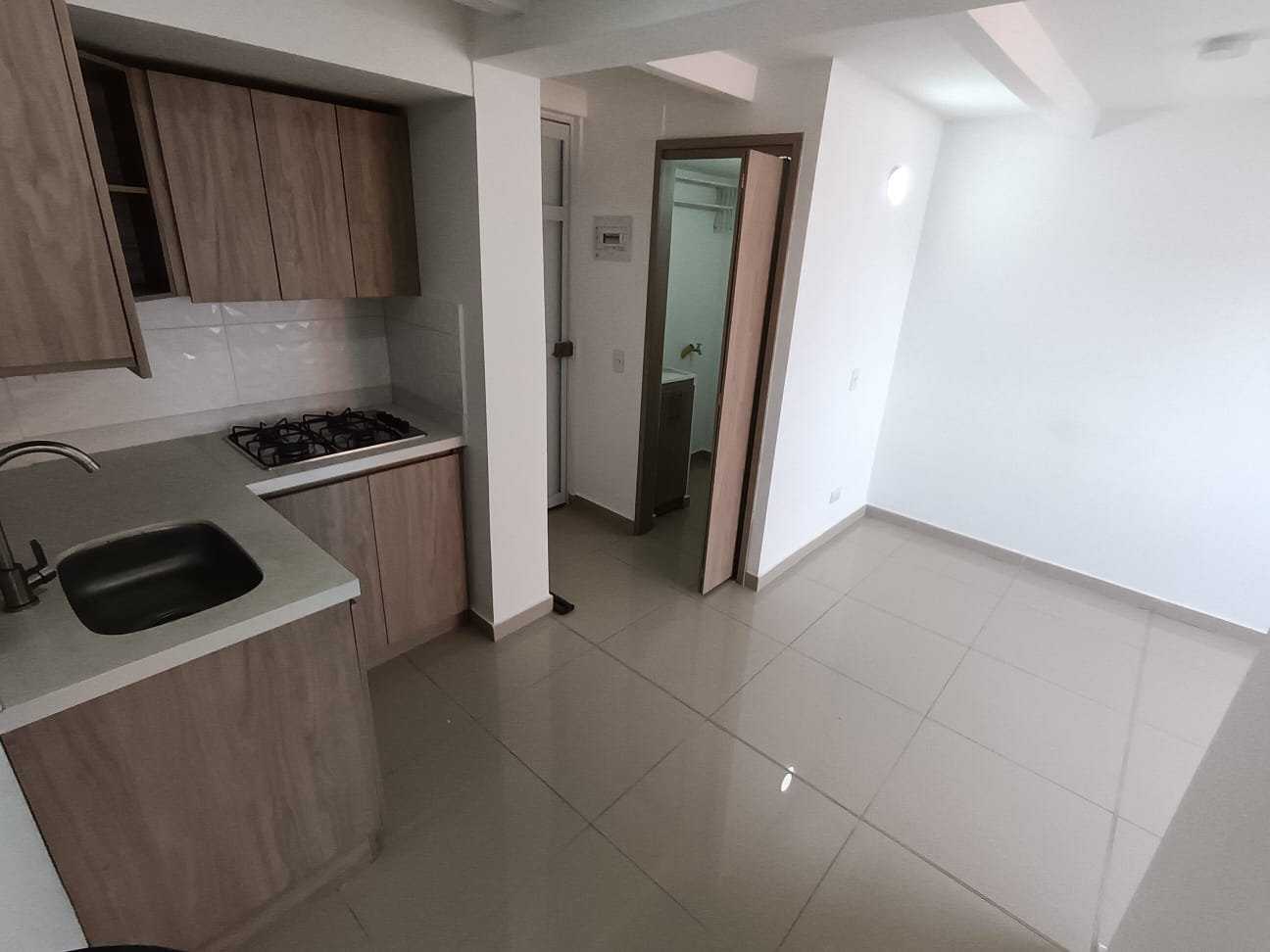 Arriendo Apartamento Robledo Pajarito