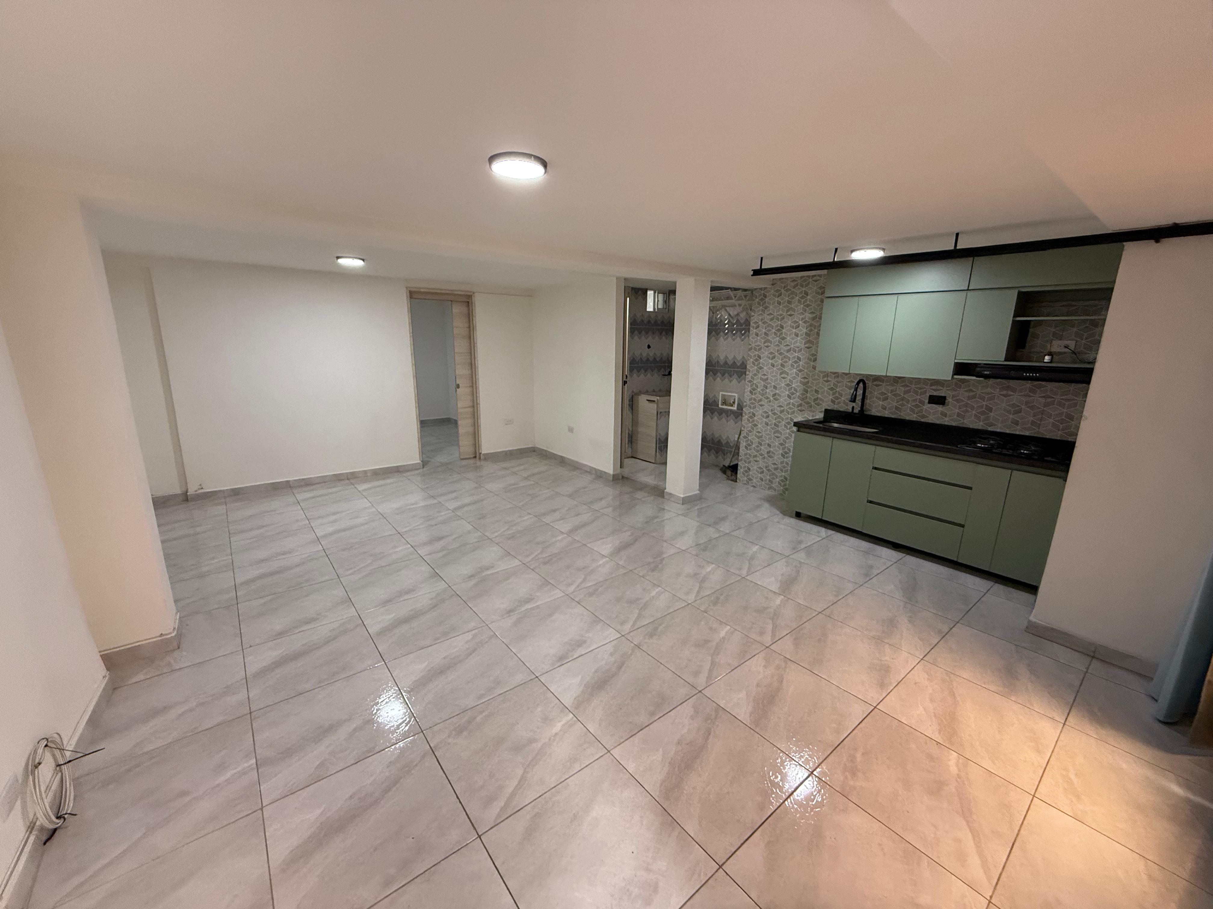 ARRIENDO APARTAESTUDIO EN LA FLORESTA