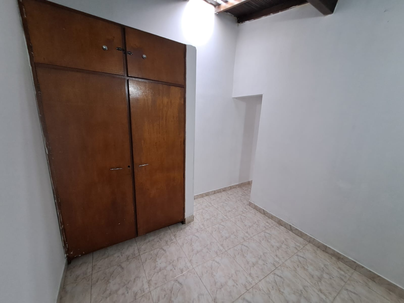 ARRIENDO APARTAESTUDIO MILAGROSA