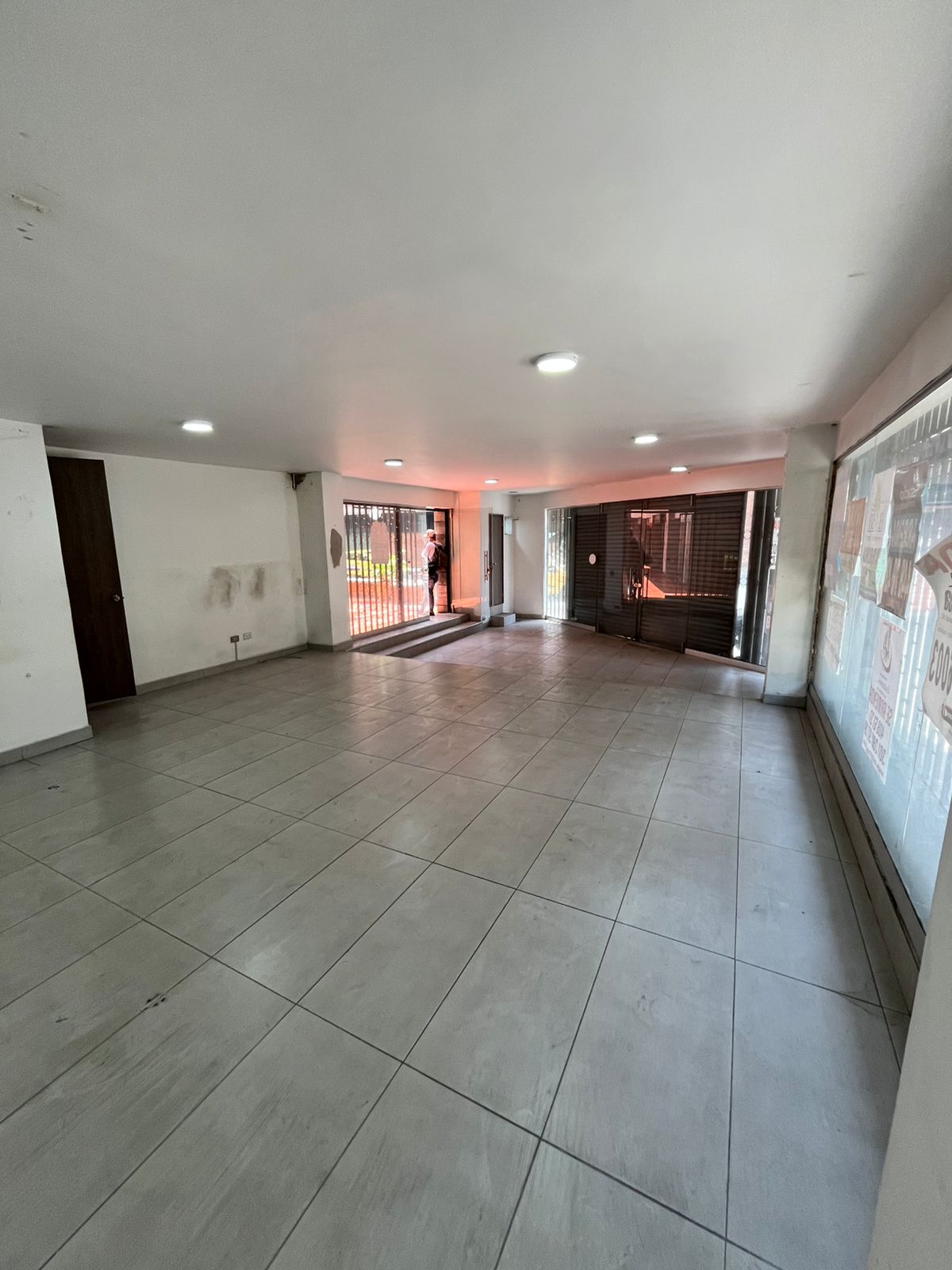 Arriendo Local en el sector de Boston