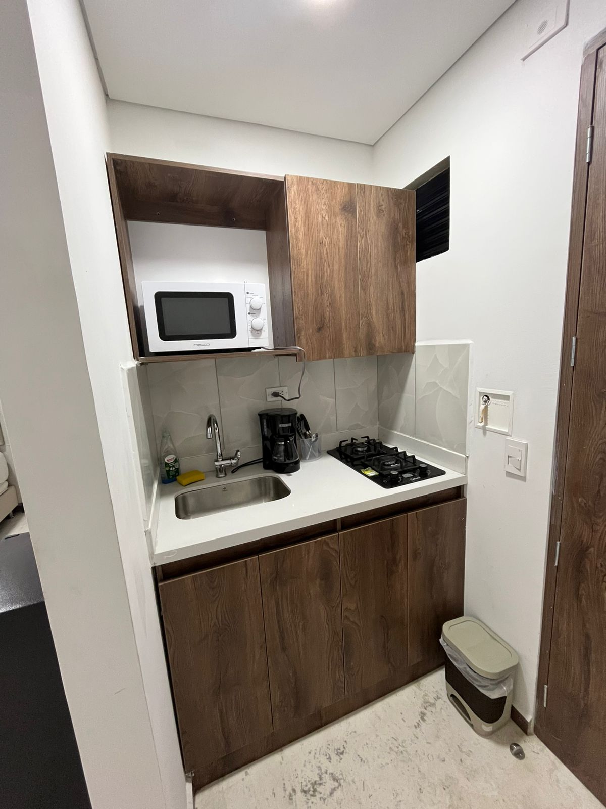 Aparta estudio Amoblado barrio el velódromo