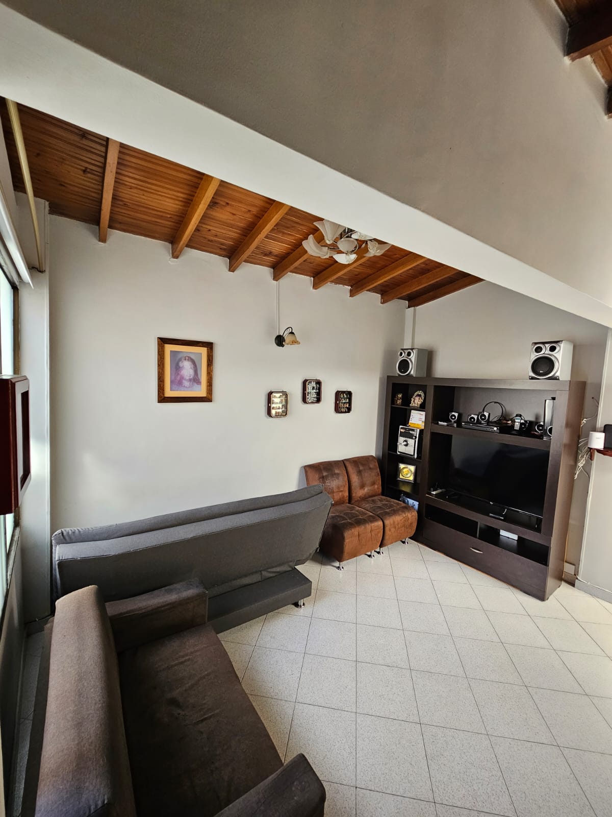 VENTA CASA EN LA AMERICA