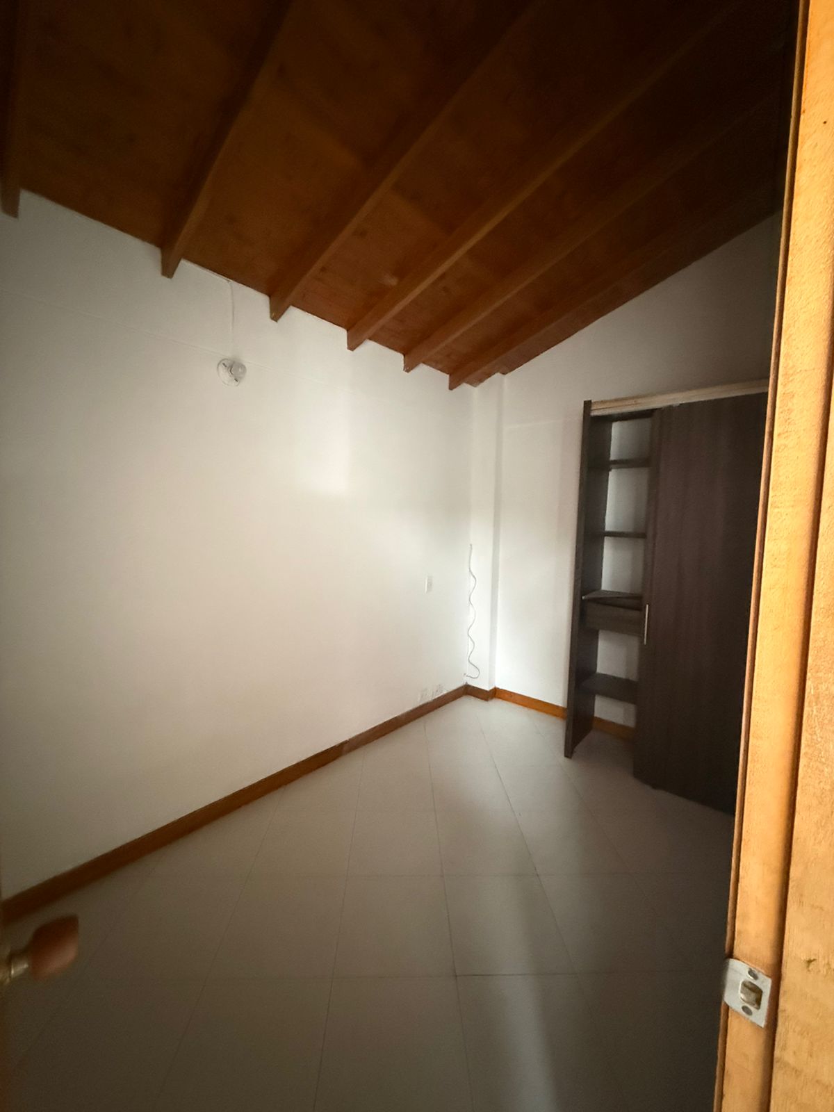 ARRIENDO APARTAMENTO EN ENVIGADO SECTOR LA MESA