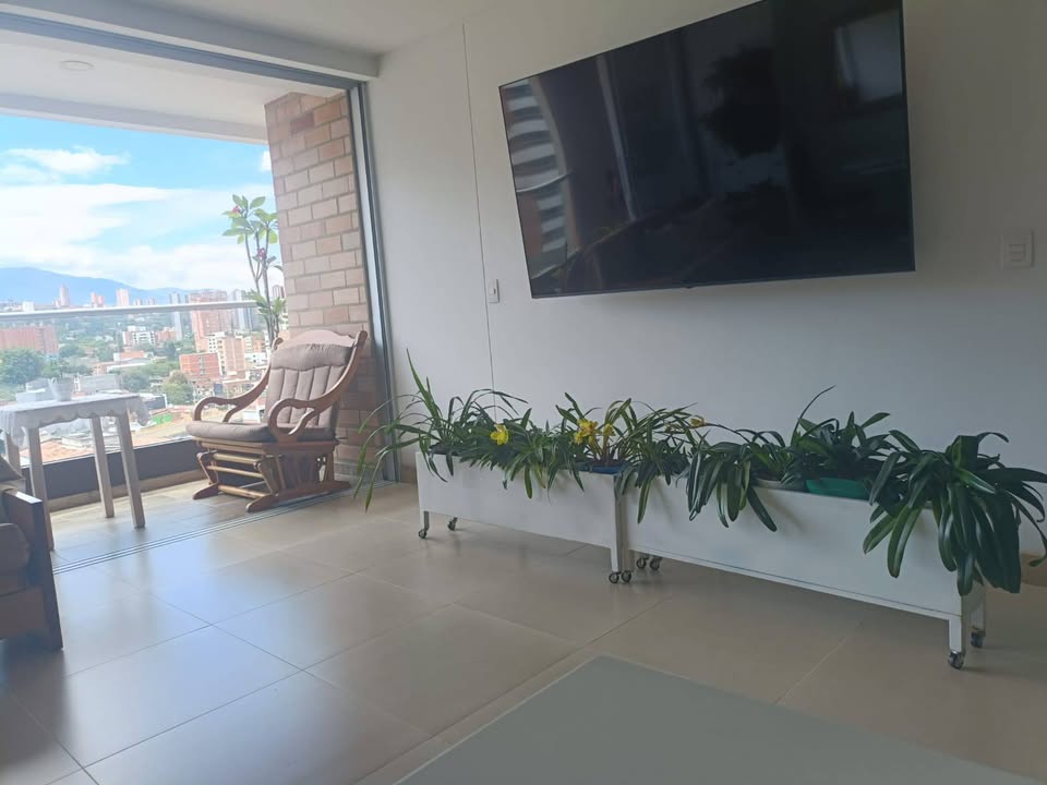 VENDO APARTAMENTO EN CALASANZ PARTE BAJA