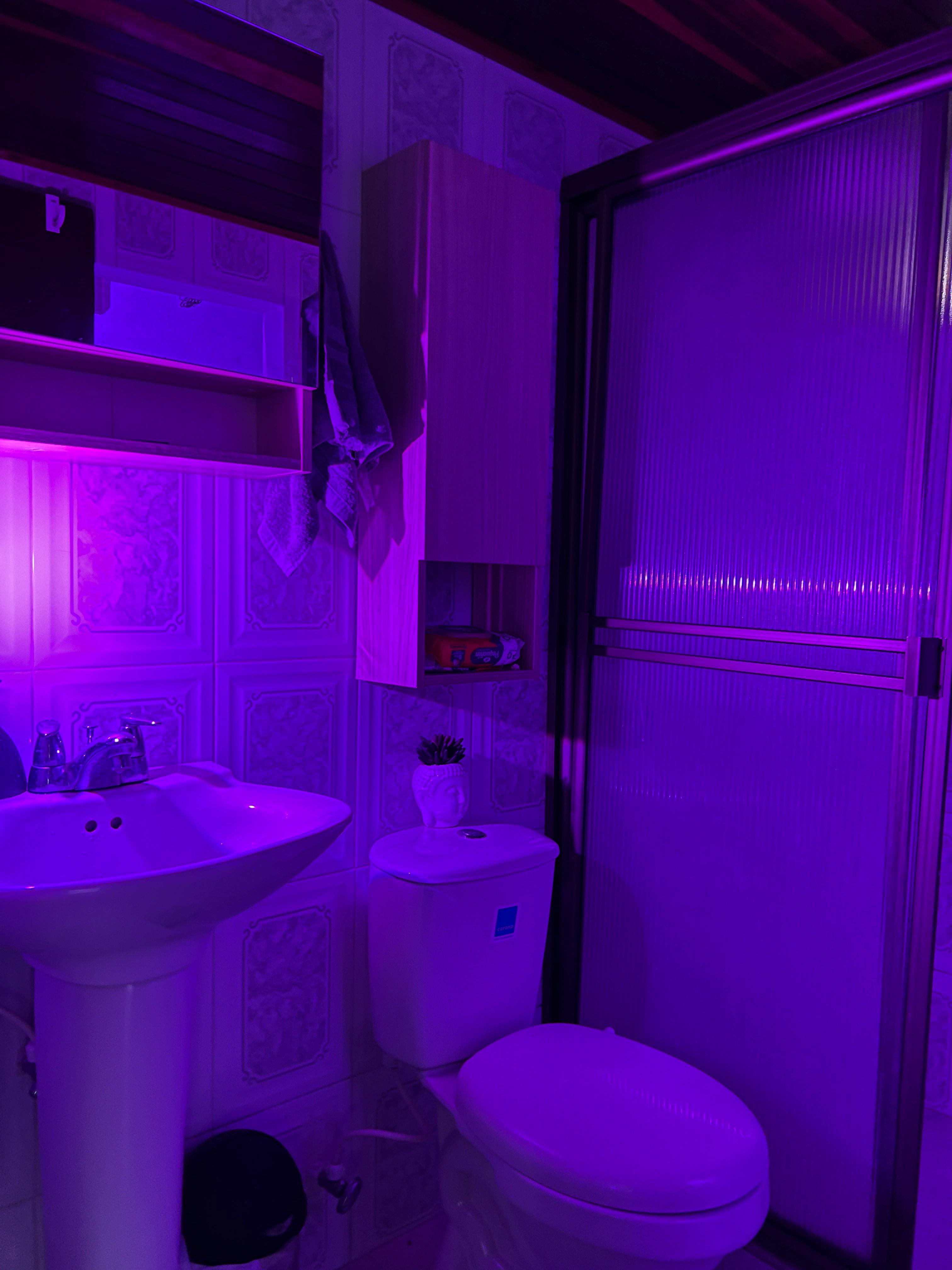 ARRIENDO APARTAESTUDIO AMOBLADO EN EL POBLADO