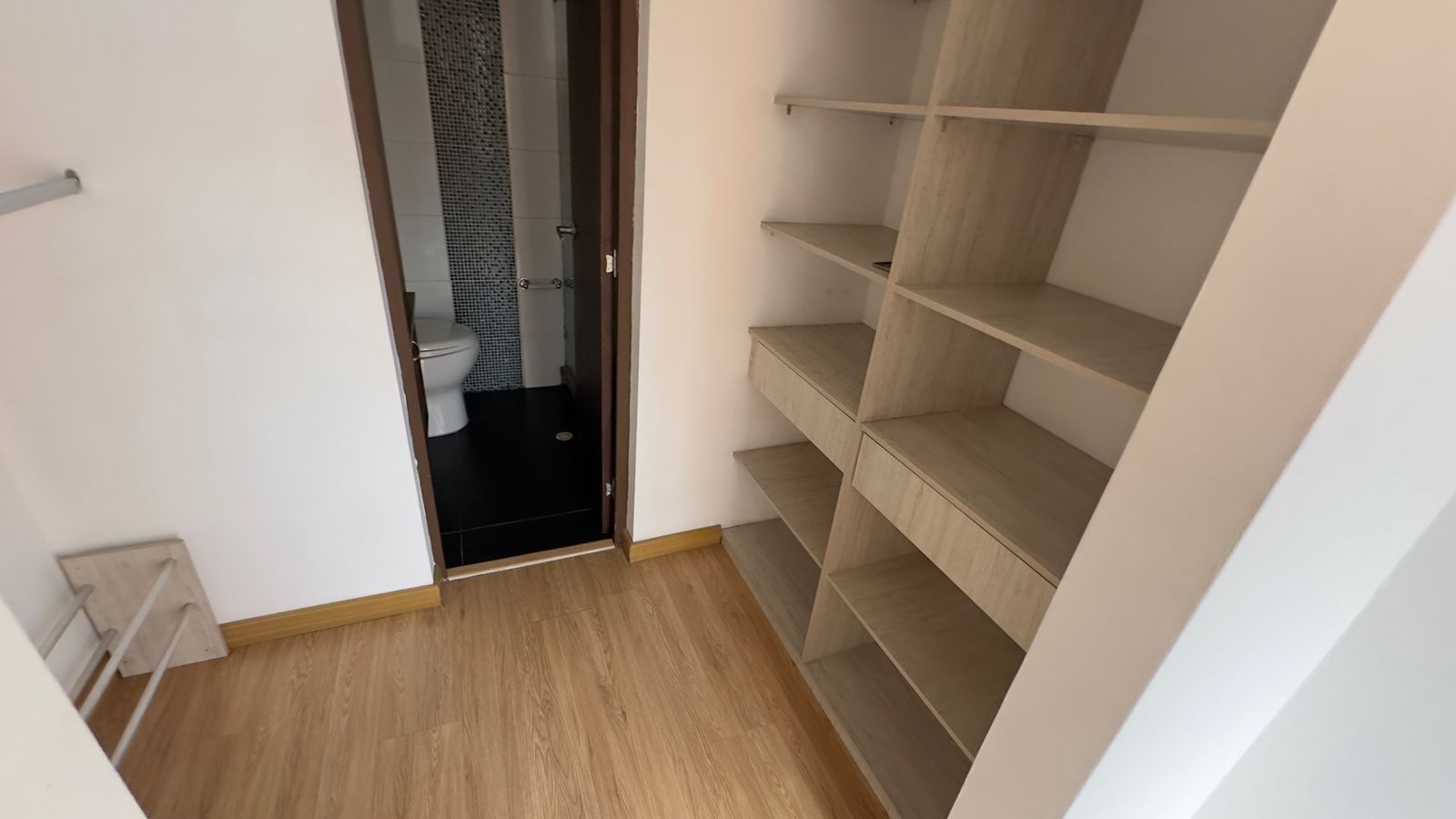 ARRIENDO APARTAMENTO EN EL POBLADO LA FRONTERA