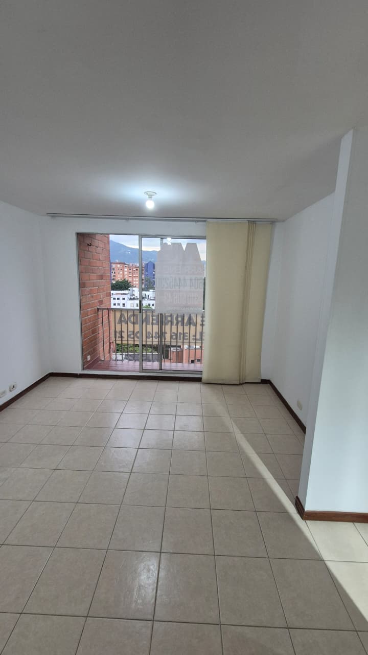 ARRIENDO APARTAMENTO EN EL POBLADO