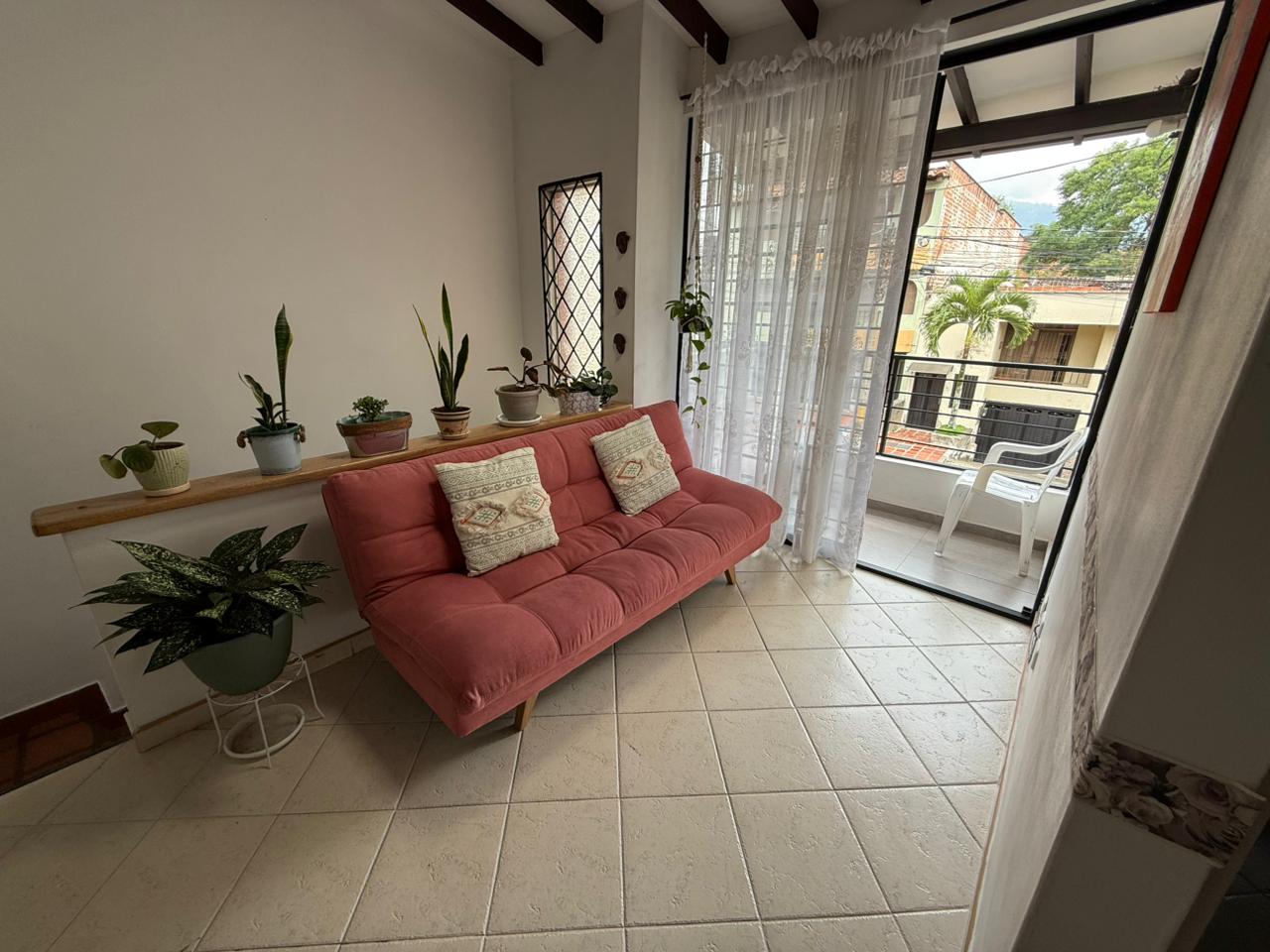 ARRIENDO APARTAMENTO EN SANTA TERESITA
