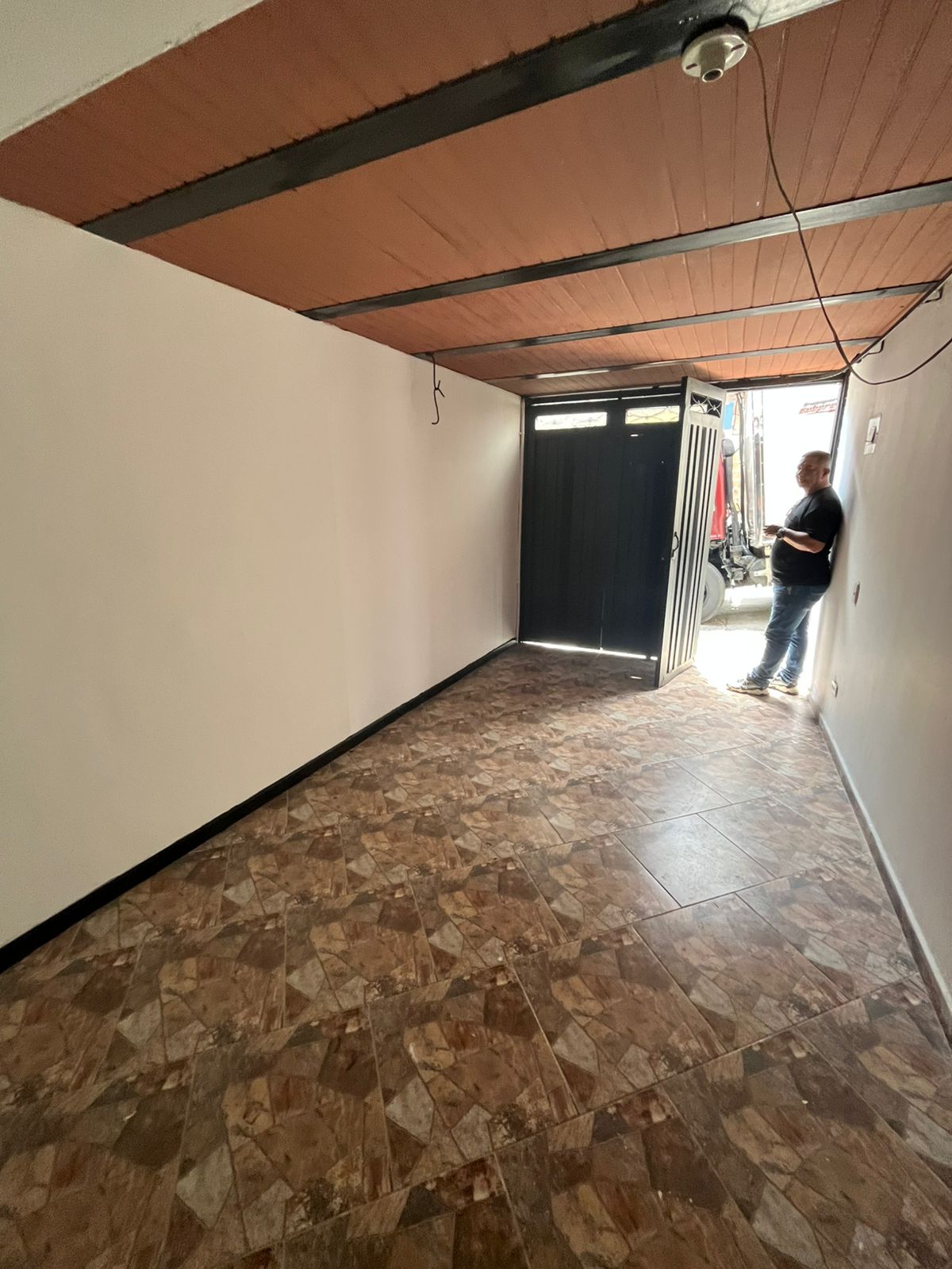 Arriendo Aparta estudio Robledo el Diamante