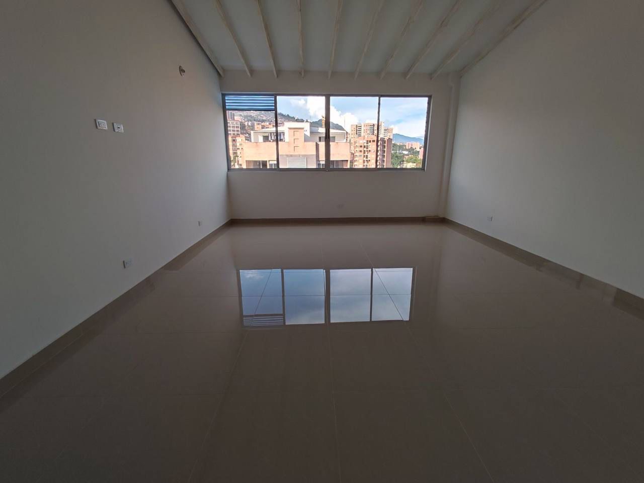 VENDO APARTAMENTO EN CALASANZ PARTE BAJA