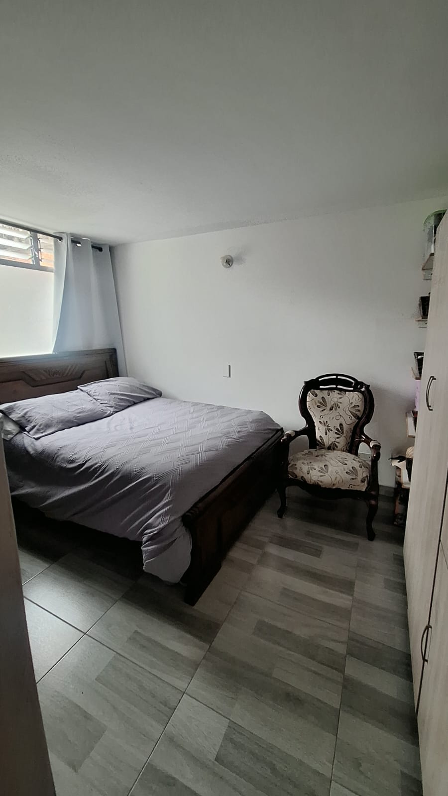 VENDO APARTAMENTO EN SANTA MONICA