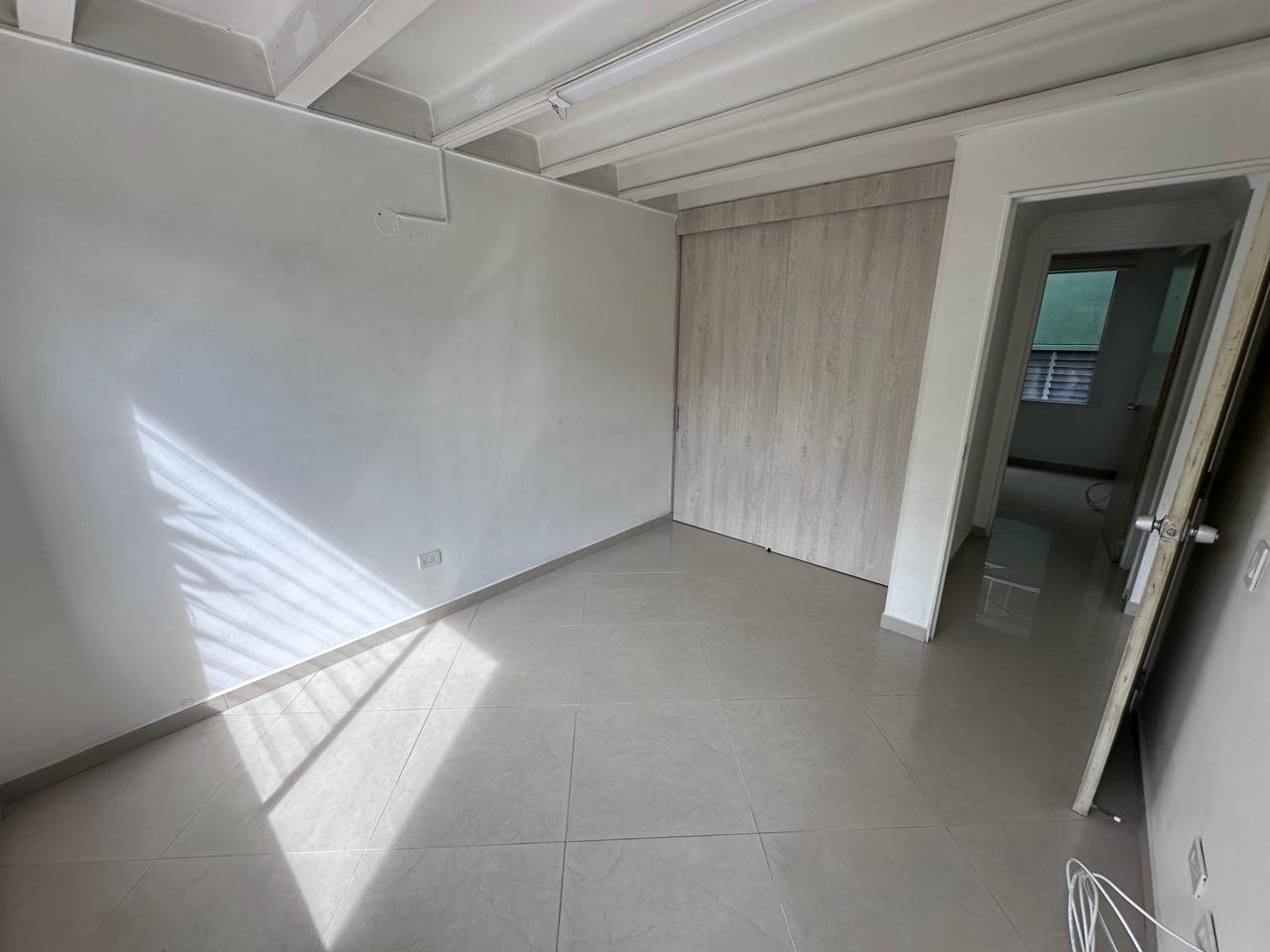 ARRIENDO APARTAMENTO EN SANTA MONICA